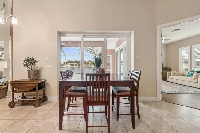 $1,210,000 | 729 Manns Harbor Drive, Apollo Beach, FL 33572