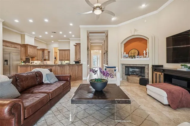 $1,210,000 | 729 Manns Harbor Drive, Apollo Beach, FL 33572