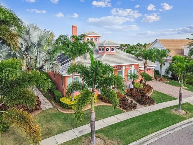 $1,210,000 | 729 Manns Harbor Drive, Apollo Beach, FL 33572