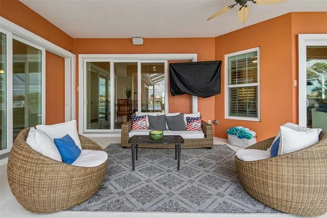 $1,210,000 | 729 Manns Harbor Drive, Apollo Beach, FL 33572