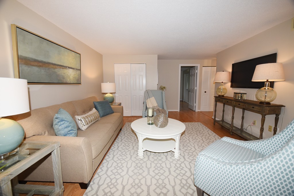 10 Beal's Cove Road, Unit D Hingham, MA 02043 - Photo 8 of 16 Gallery Image 8