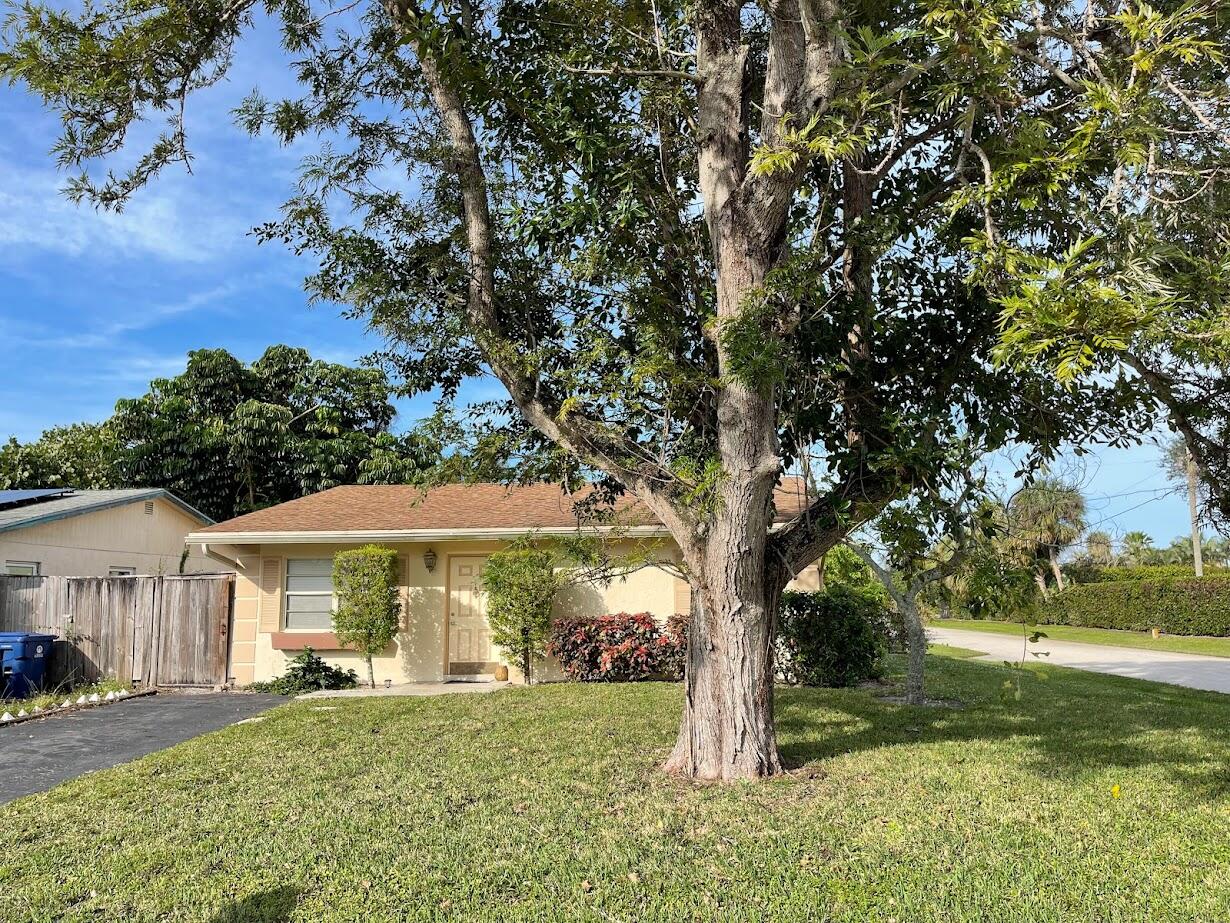 1001 Comanche Street Jupiter, FL 33458 - Photo 35 of 35 1001 Comanche St