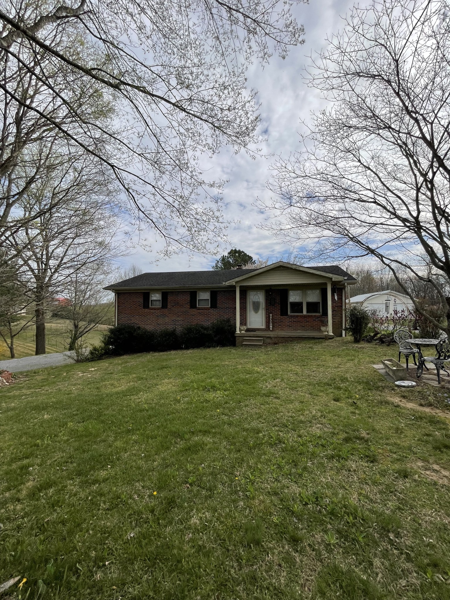 1996 Austin Road Lafayette, TN 37083 - Photo 2 of 15