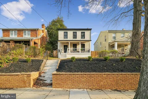 $864,990 | 17 Longfellow Street Northwest, Washington, DC 20011