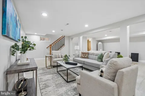 $864,990 | 17 Longfellow Street Northwest, Washington, DC 20011