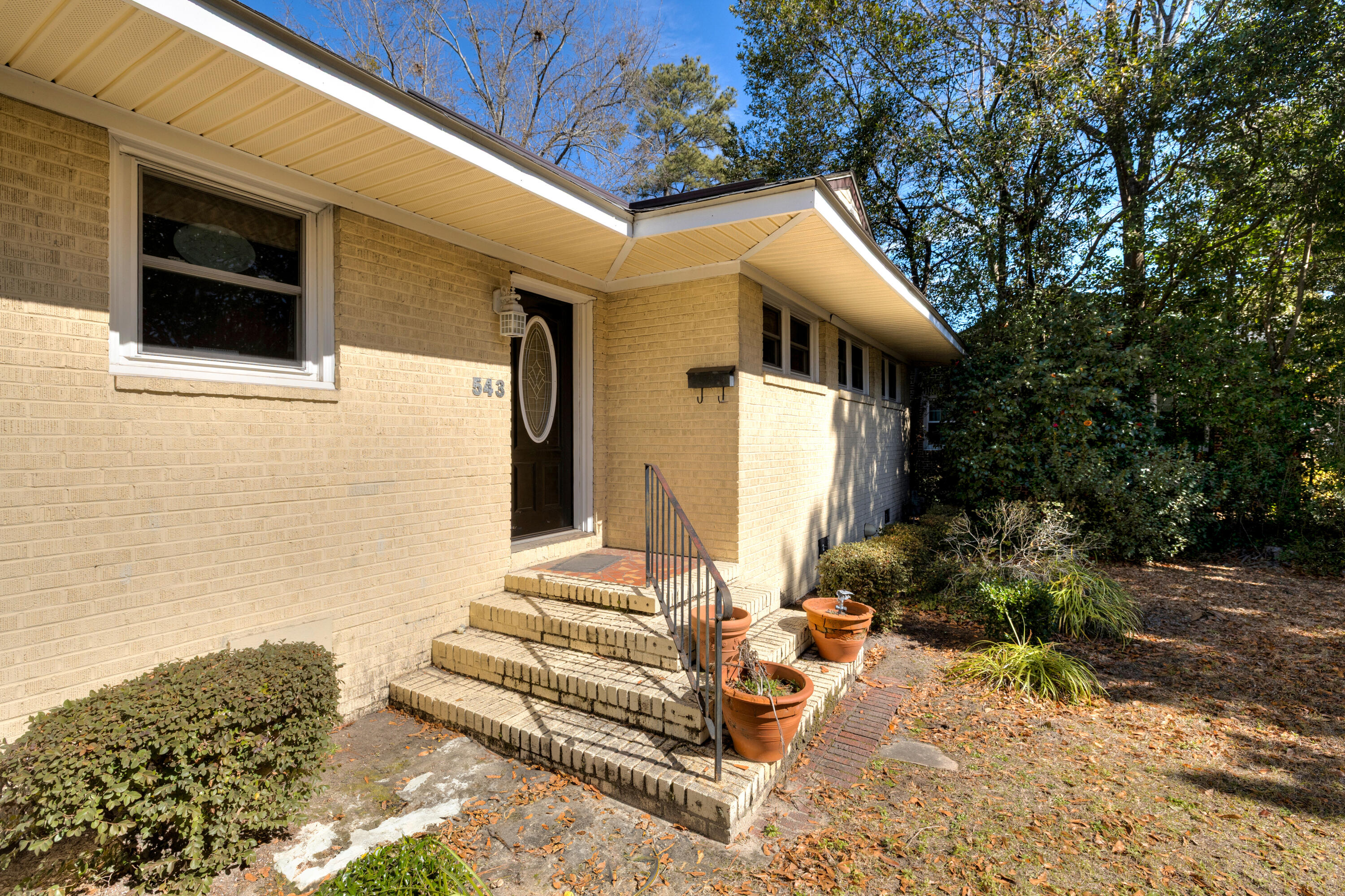 543 West Calhoun Street Sumter, SC 29150 - Photo 4 of 41 04