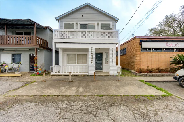 $489,000 | 313 Grand Avenue, Bacliff, TX 77518