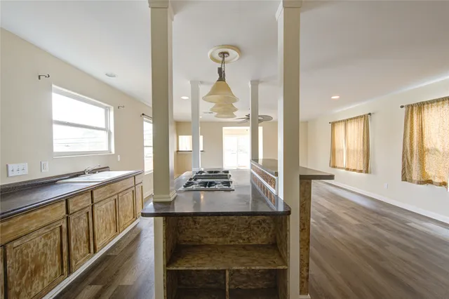 $489,000 | 313 Grand Avenue, Bacliff, TX 77518