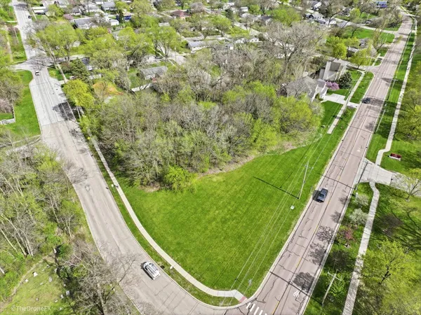 $75,000 | 1009 South 9th Avenue, St. Charles, IL 60174