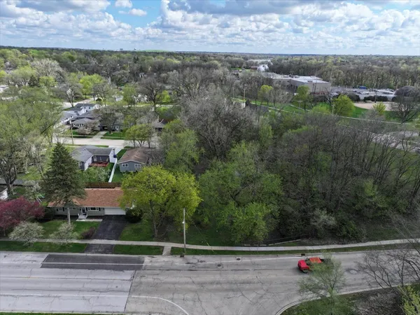$75,000 | 1009 South 9th Avenue, St. Charles, IL 60174