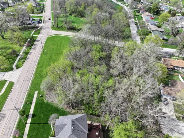 $75,000 | 1009 South 9th Avenue, St. Charles, IL 60174