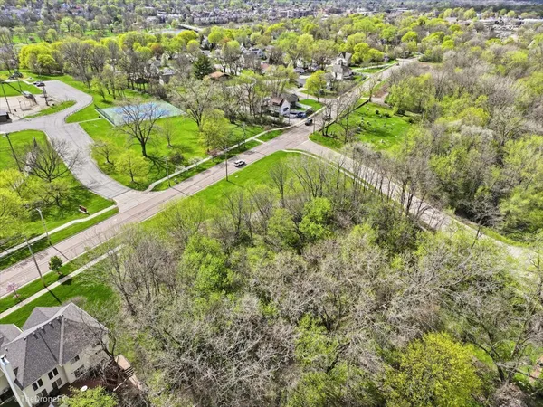 $75,000 | 1009 South 9th Avenue, St. Charles, IL 60174