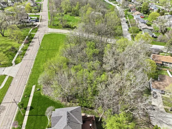 $75,000 | 1009 South 9th Avenue, St. Charles, IL 60174