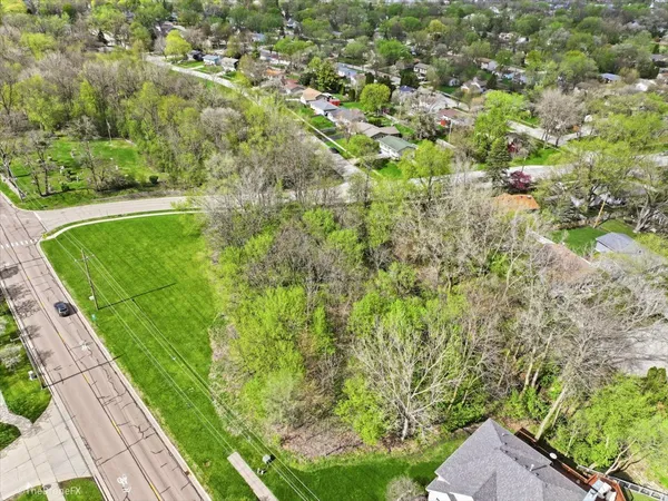 $75,000 | 1009 South 9th Avenue, St. Charles, IL 60174