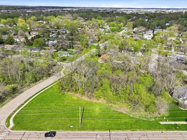 $75,000 | 1009 South 9th Avenue, St. Charles, IL 60174