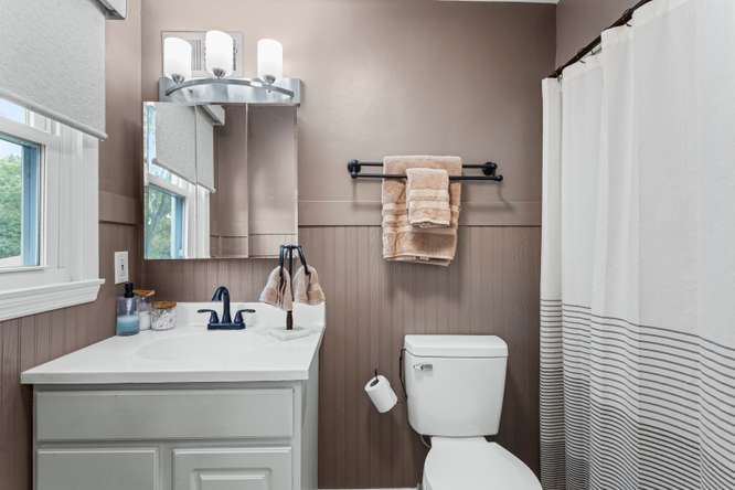 1703 Mayfair Road Champaign, IL 61821 - Photo 31 of 44 Gallery Image 31