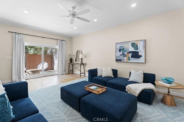 $1,650,000 | 2020 Farrell Avenue, Unit 3, Redondo Beach, CA 90278