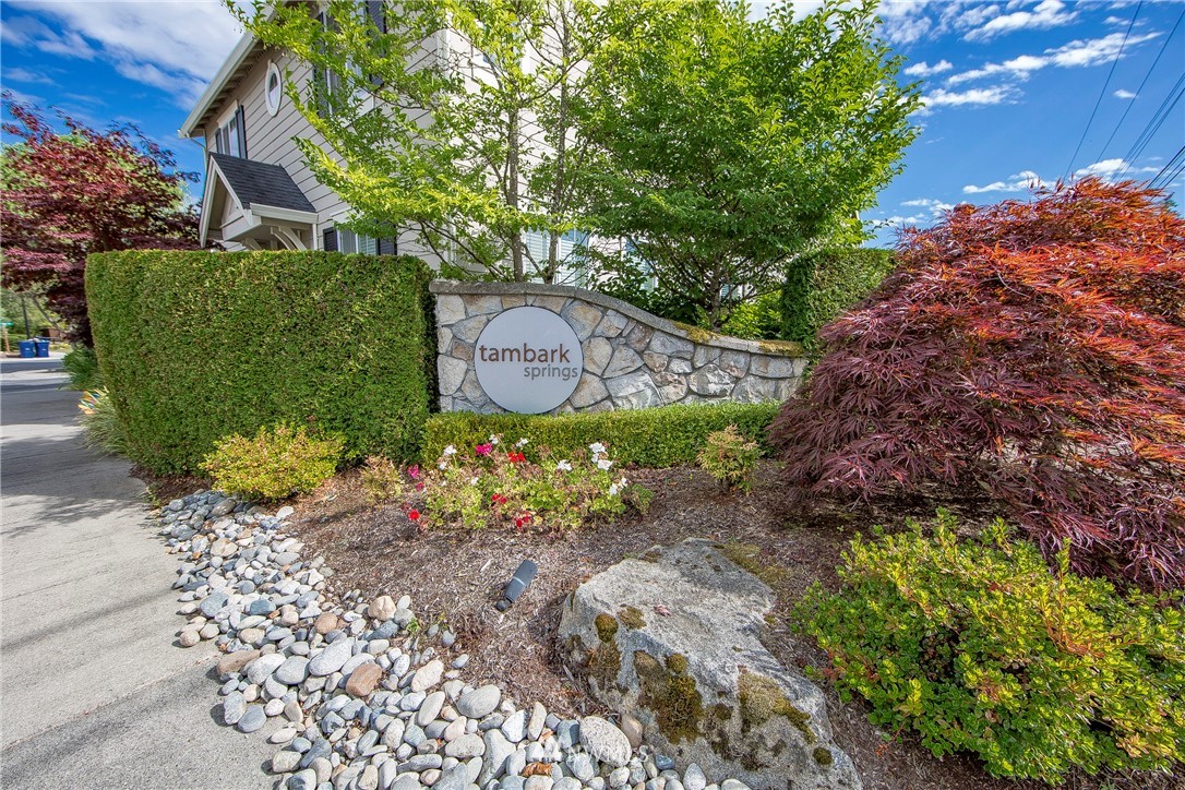 18112 36th Avenue Southeast Bothell, WA 98012 - Photo 3 of 19