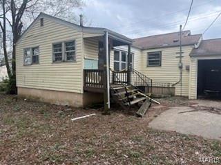 737 Charbonier Road Florissant, MO 63031 - Photo 6 of 21 Gallery Image 6