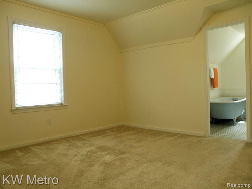 3665 Wakefield Road Berkley, MI 48072 - Photo 7 of 15 MBR