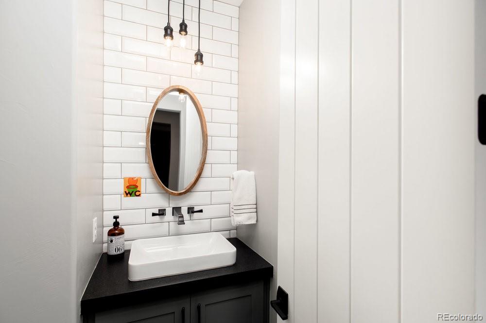 809 Winding Pine Lane Highlands Ranch, CO 80126 - Photo 15 of 40