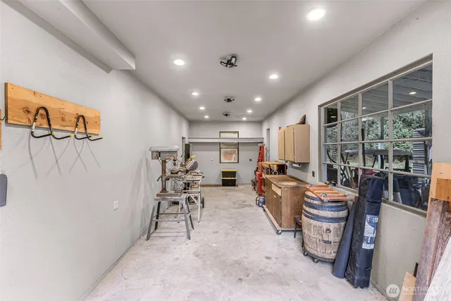 a view of a storage & utility room