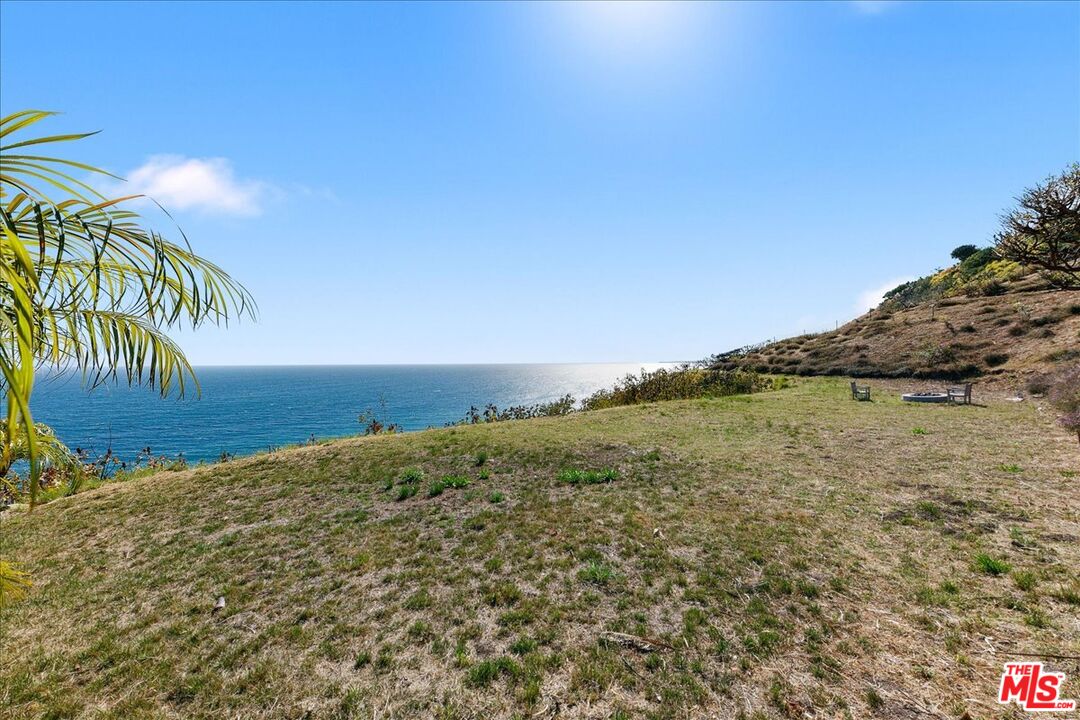 20542 Seaboard Road Malibu, CA 90265 - Photo 8 of 16