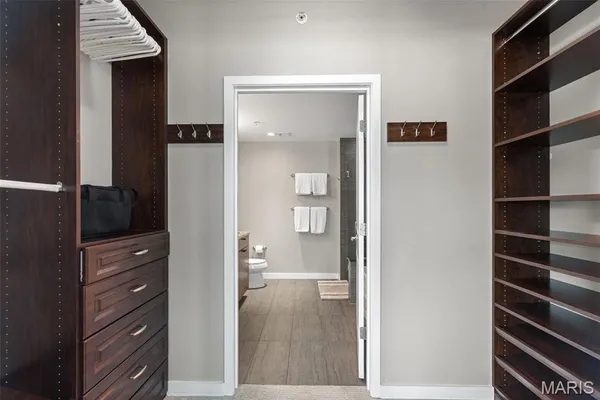 $3,600 | 4909 Laclede Avenue, Unit 804, St. Louis, MO 63108