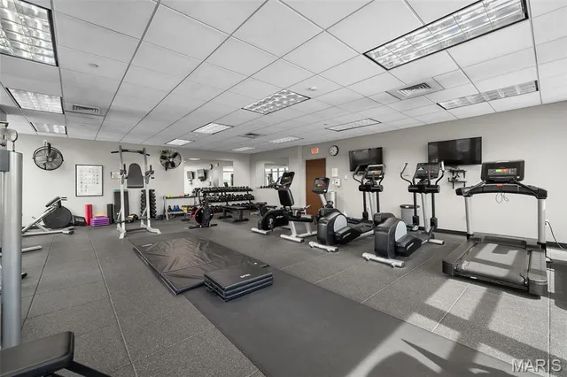 $3,800 | 4909 Laclede Avenue, Unit 804, St. Louis, MO 63108