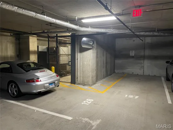 $3,600 | 4909 Laclede Avenue, Unit 804, St. Louis, MO 63108