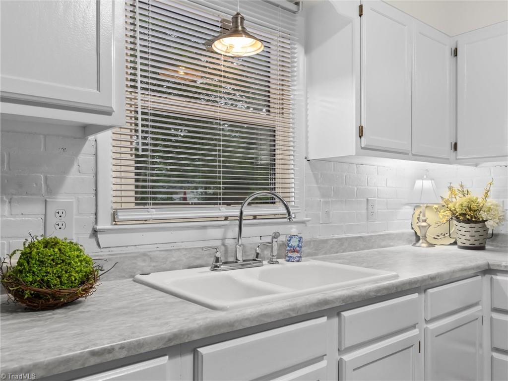 551 Pipers Gap Road Mount Airy, NC 27030 - Photo 8 of 24 Gallery Image 8