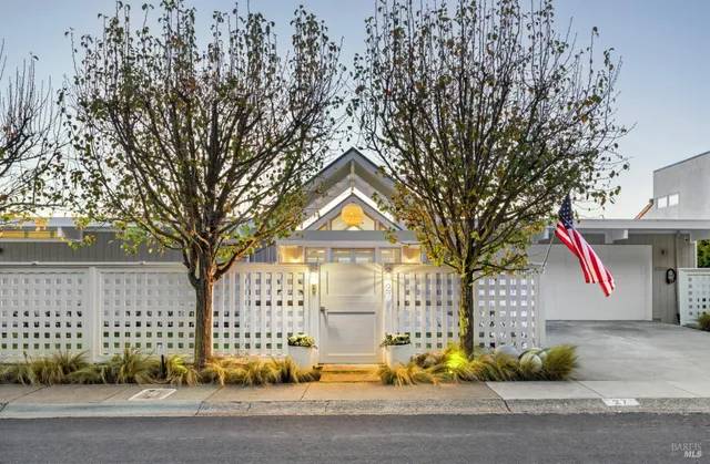 $10,577,000 | 27 West Shore Road, Belvedere, CA 94920