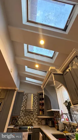 $2,500,000 | 5013-19 Pine Street, Philadelphia, PA 19143