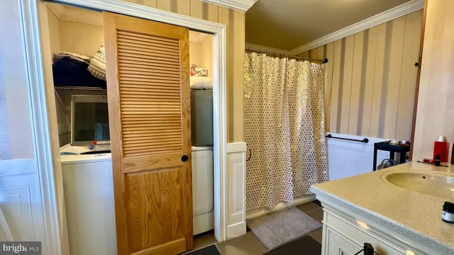 $2,500,000 | 5013-19 Pine Street, Philadelphia, PA 19143