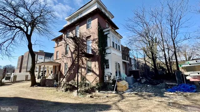 $2,500,000 | 5013-19 Pine Street, Philadelphia, PA 19143