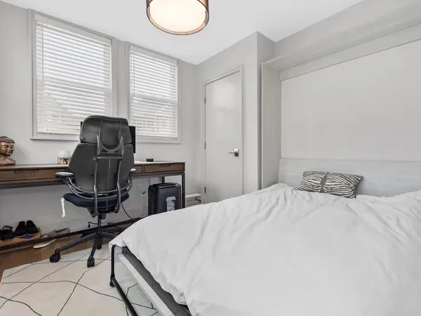 $3,900 | 75 South Street, Unit 2, Boston, MA 02130