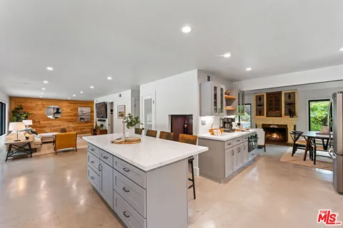 $1,399,999 | 2231 Willowpark Court, Thousand Oaks, CA 91362