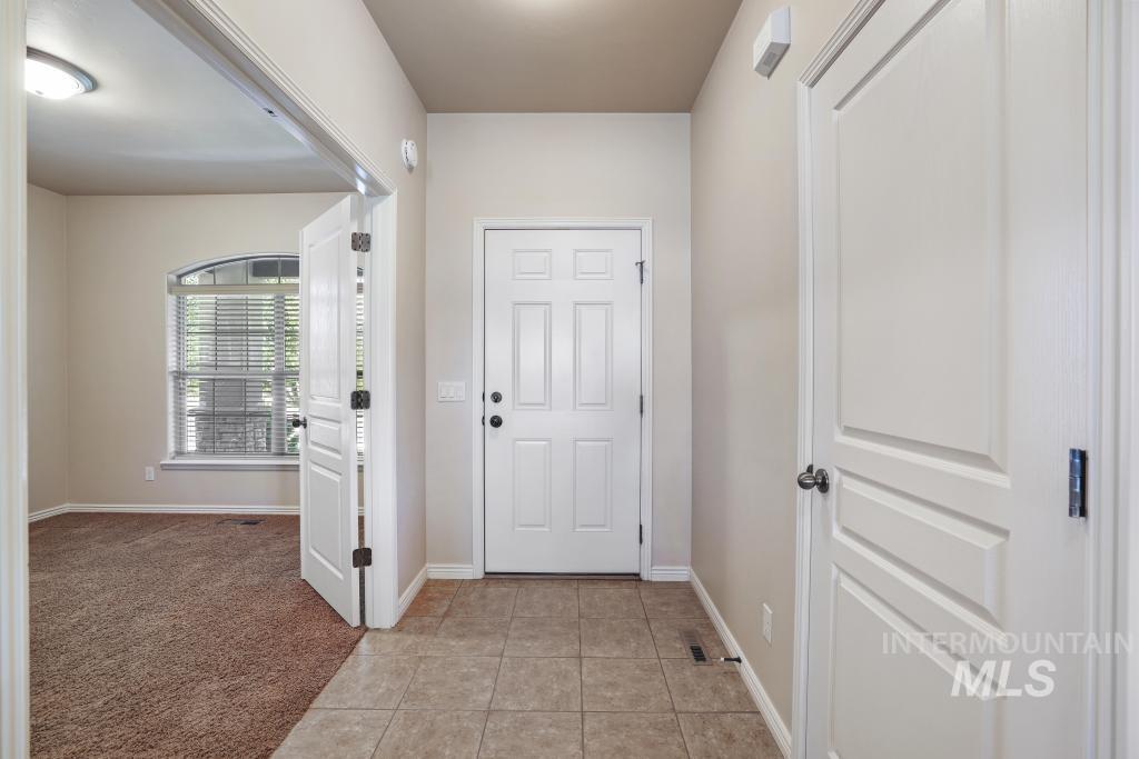 363 Arrowhead Path Twin Falls, ID 83301 - Photo 6 of 37