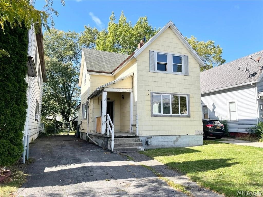 54 Sandrock Road Buffalo, NY 14207 - Photo 1 of 20