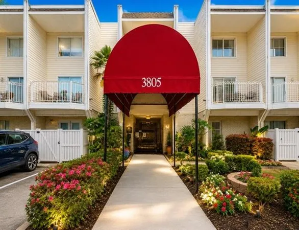 $1,150 | 3805 Houma Boulevard, Unit B225, Metairie, LA 70006