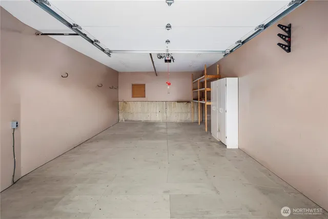 a view of a tennis court