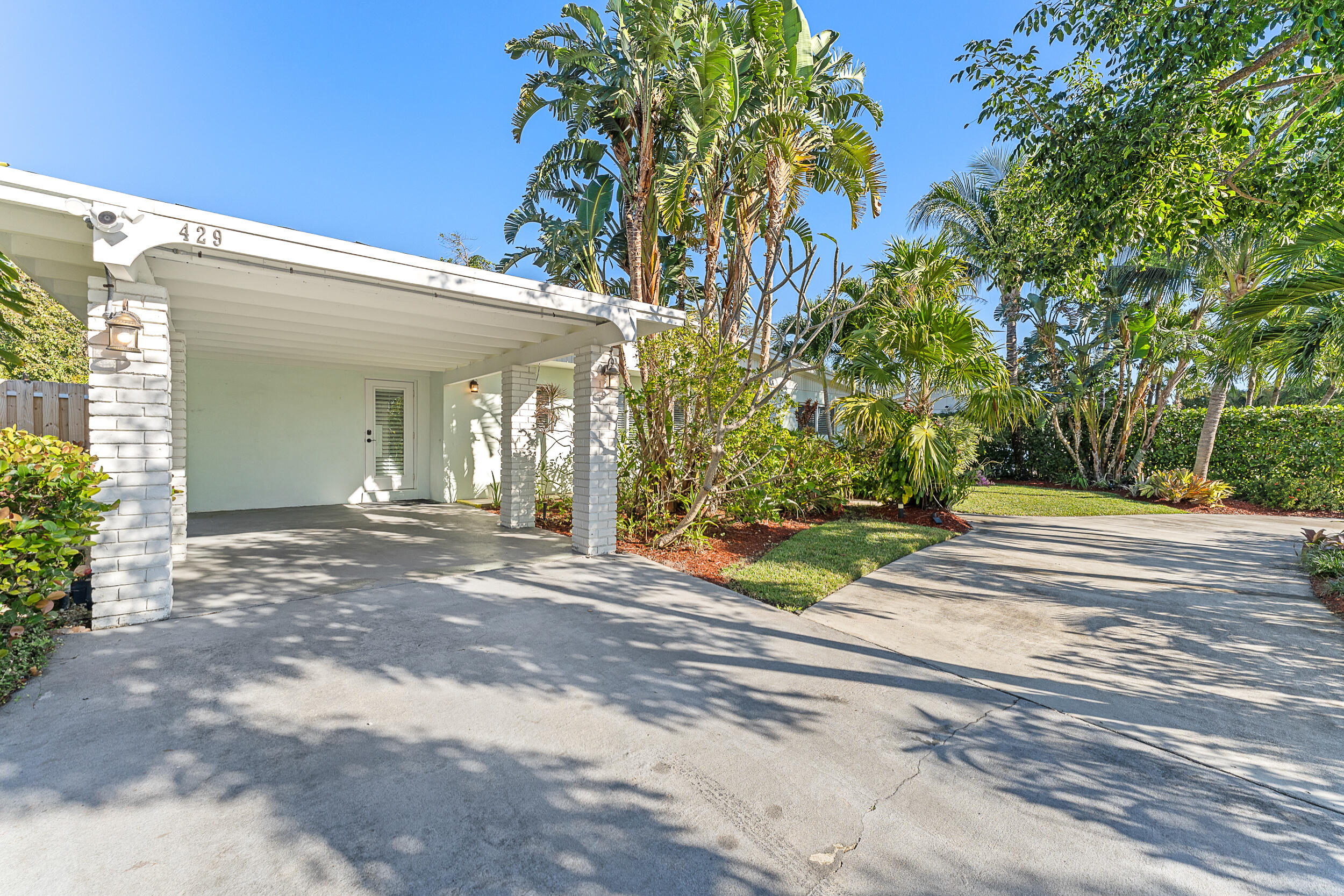 429 Inlet Road North Palm Beach, FL 33408 - Photo 31 of 38 Front Exterior