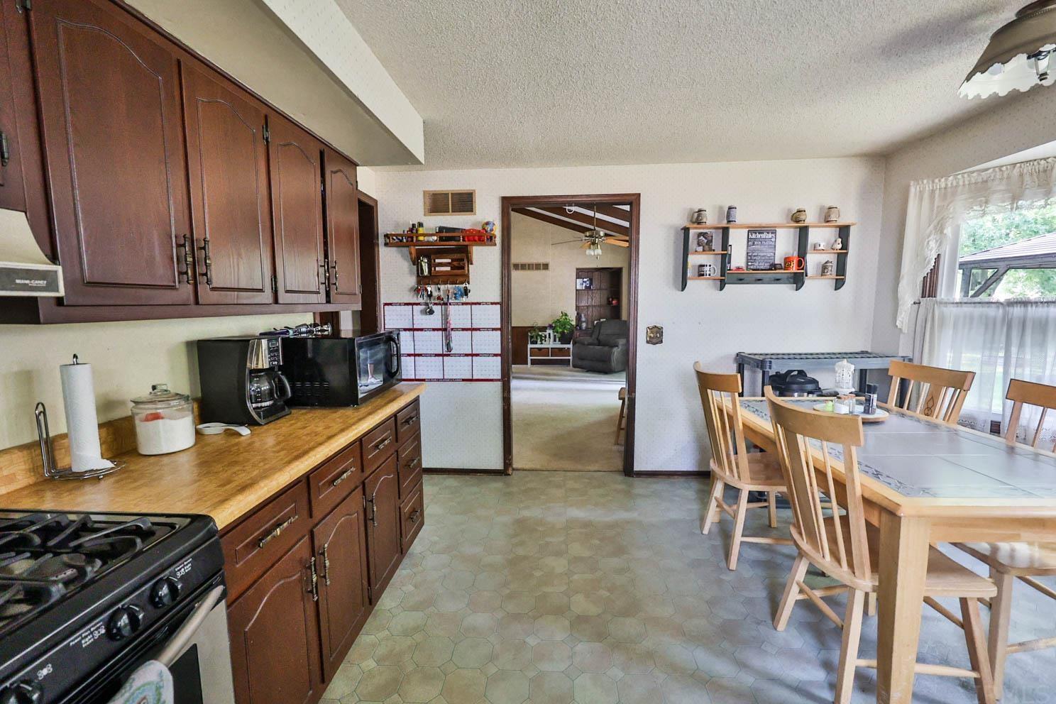 123 Ridgeview Place Bluffton, IN 46714 - Photo 8 of 24 Gallery Image 8