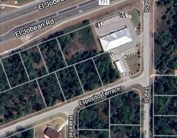 2048 El Jobean Road Port Charlotte, FL 33948 - Photo 6 of 6 a close view of a fireplace