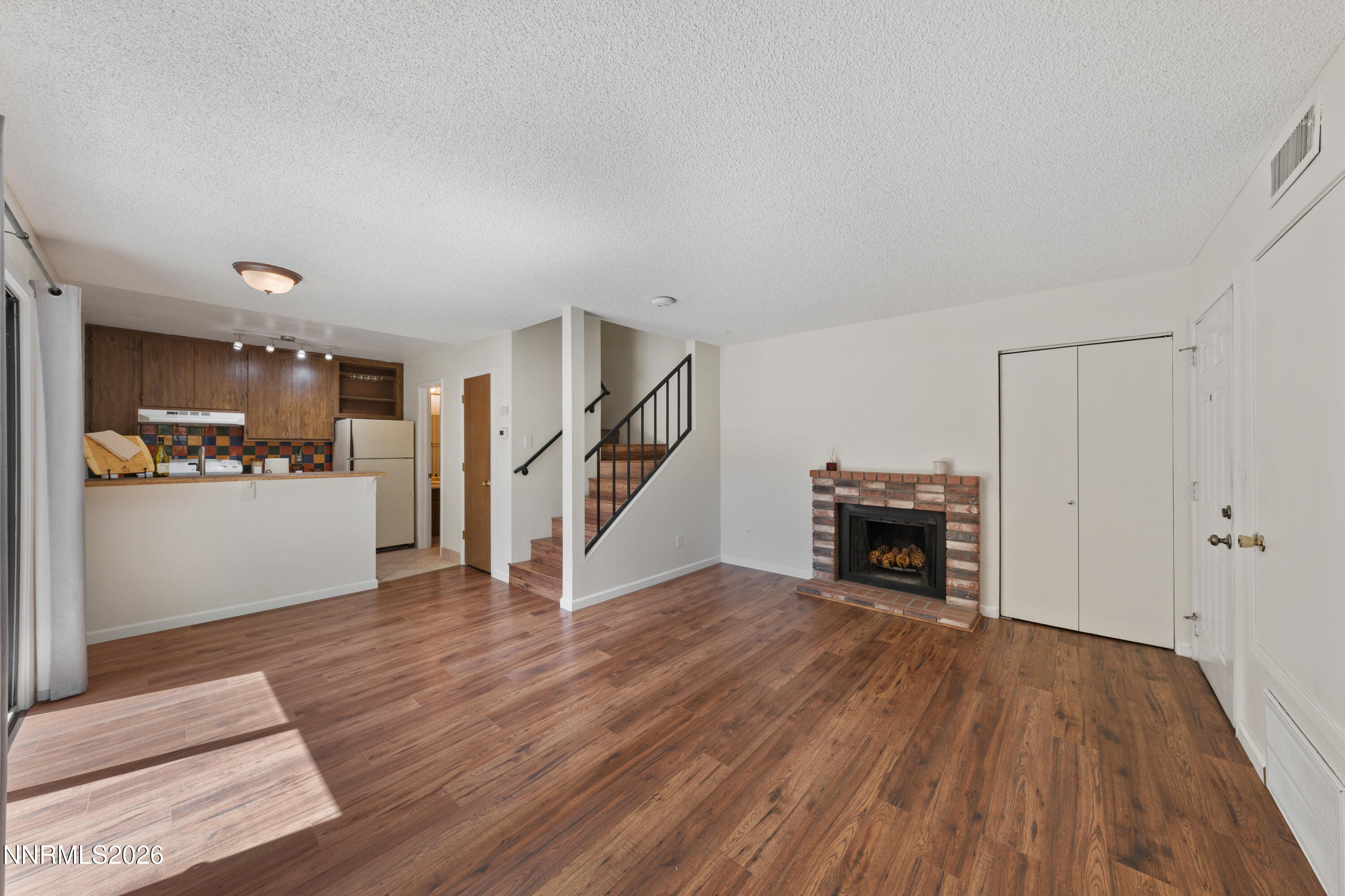 4997 Reggie Road Reno, NV 89502 - Photo 4 of 28 A7V02885