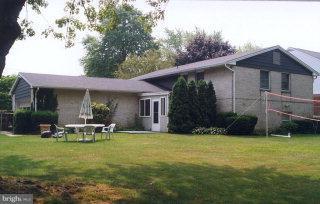 11 Wintermere Road Lebanon, PA 17042 - Photo 3 of 4 Gallery Image 3