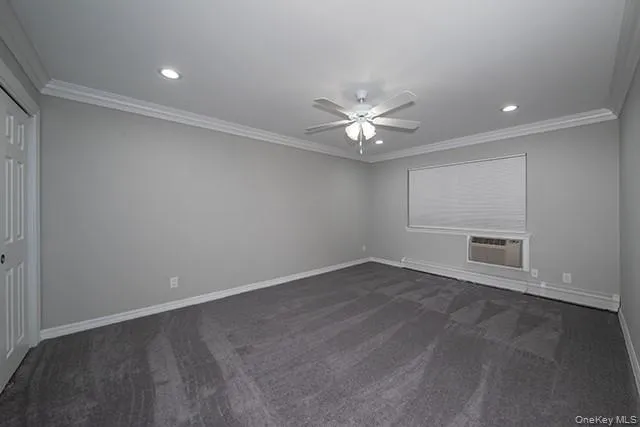 $2,655 | 24 Williams Boulevard, Unit 242F, Lake Grove, NY 11755