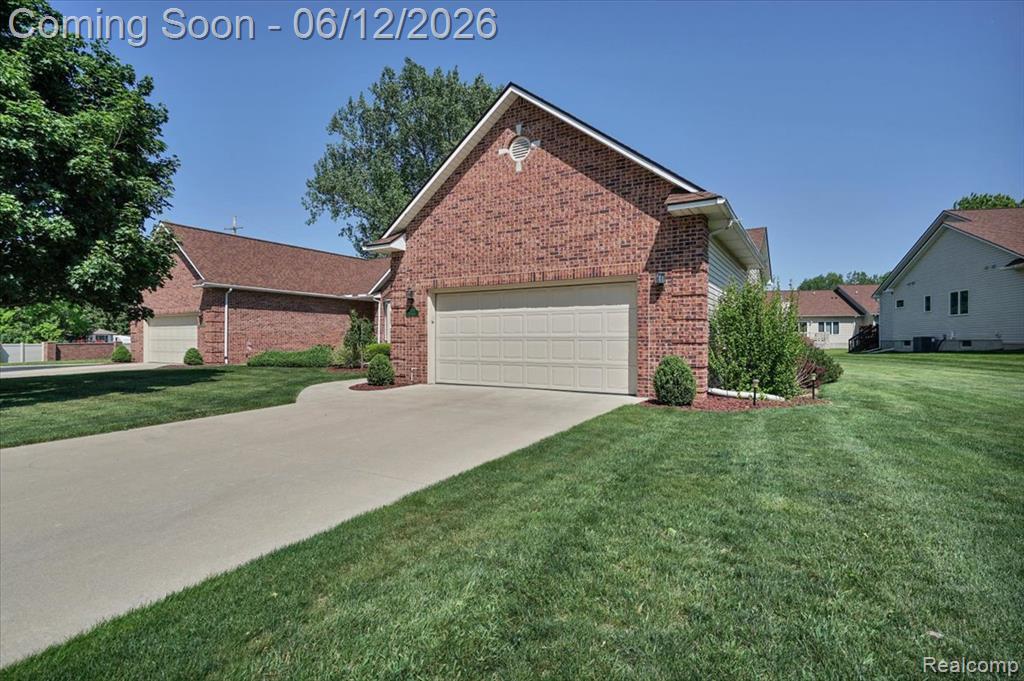 1521 Rio Grande Court Flint, MI 48532 - Photo 4 of 36