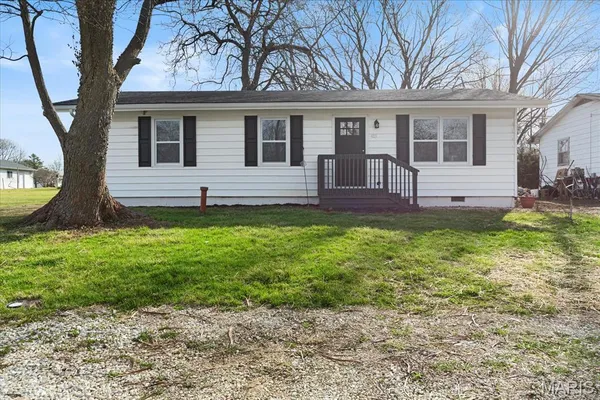 $175,000 | 413 North 8th Street, Bowling Green, MO 63334