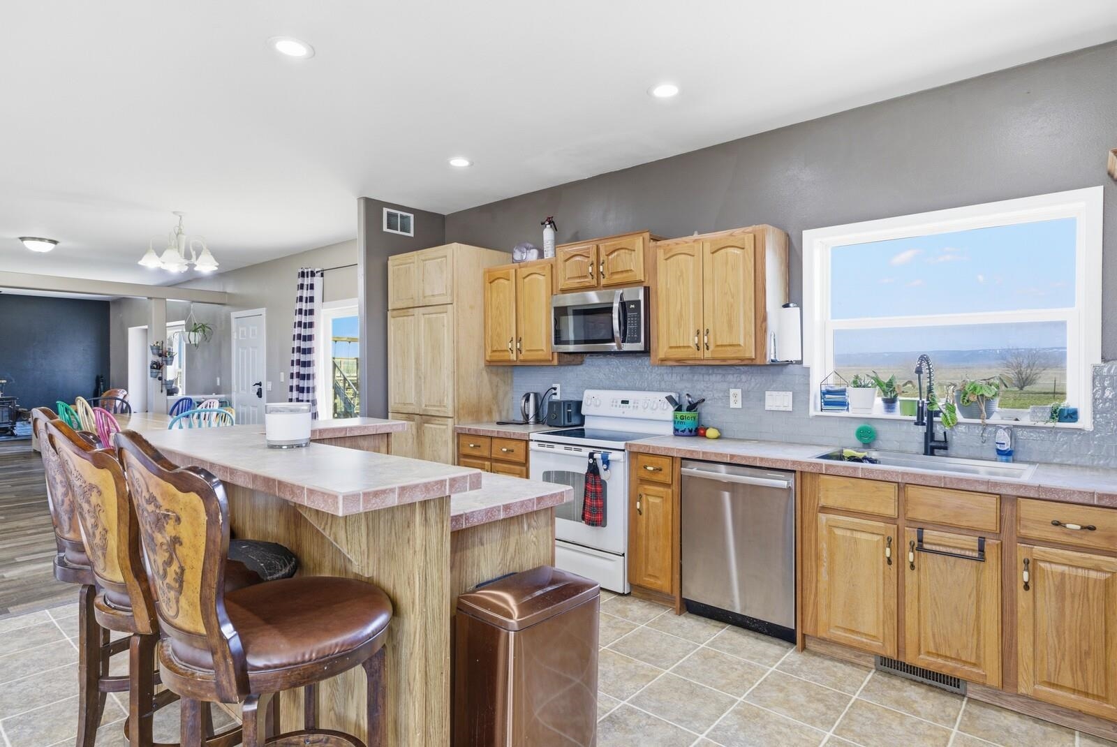 13150 Garbutt Road Casper, WY 82604 - Photo 11 of 50